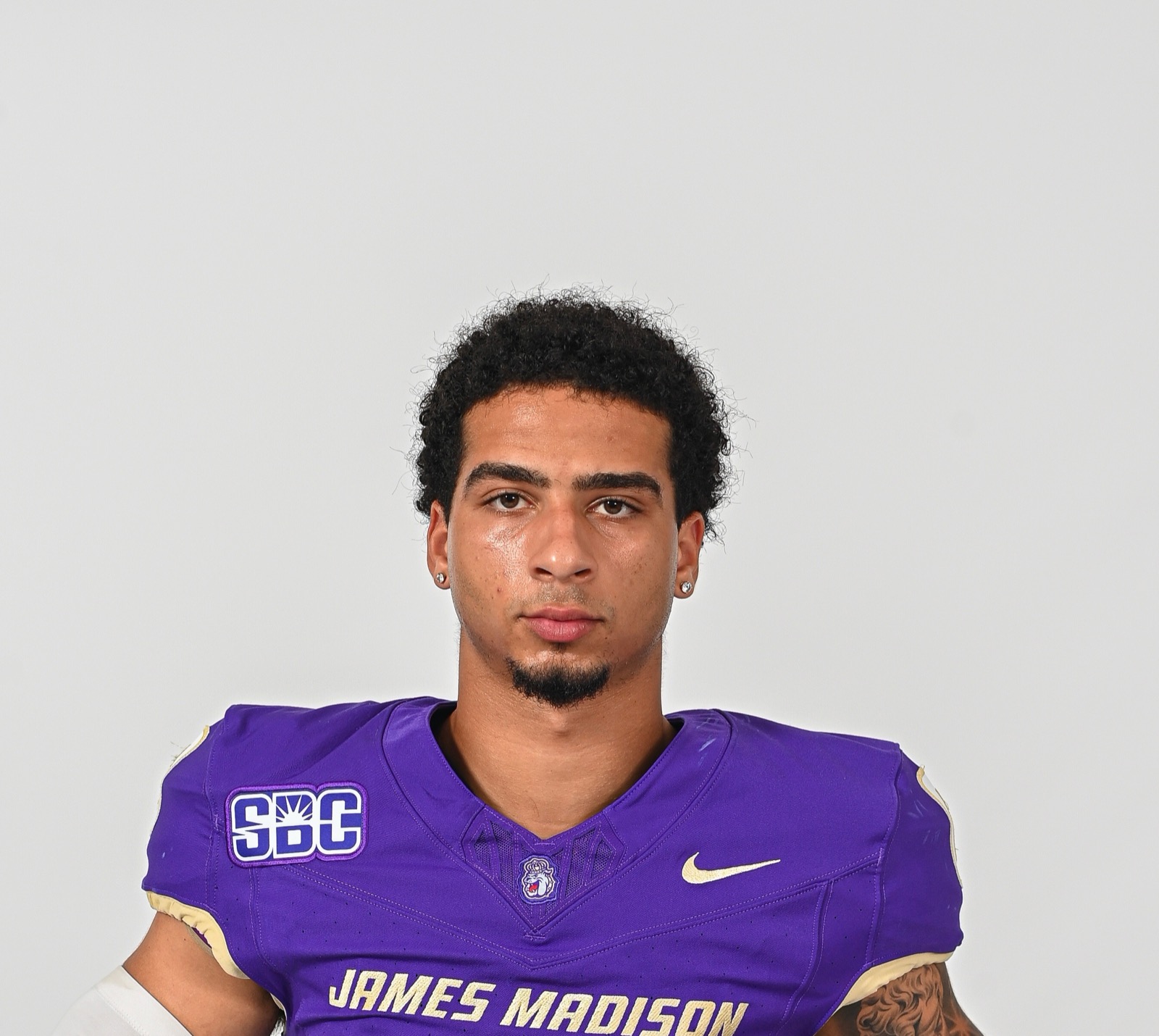 Portrait of Plus2 Performance coach Jaylan Sanchez